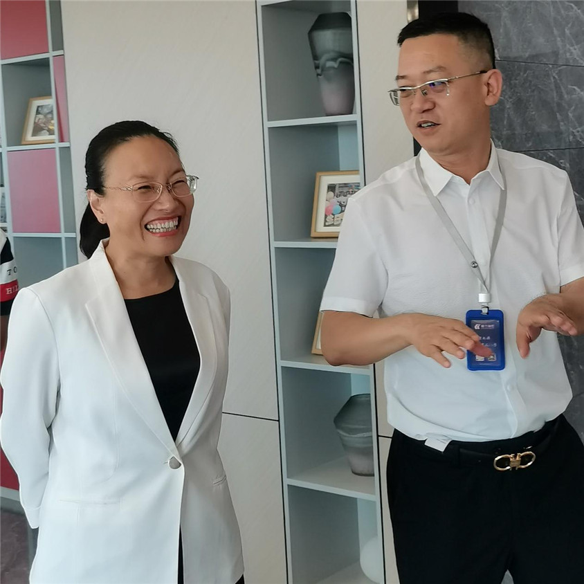 区向导莅临指导，，，相助助力自贸港