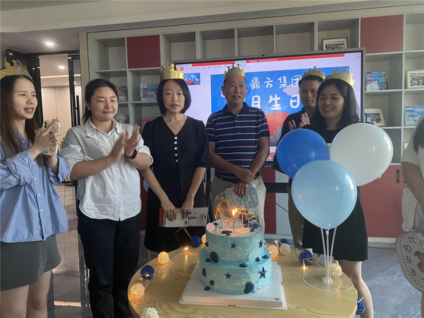 快乐之蓝，，，最先绽放